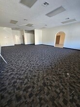 1151 E Postal Dr, Pahrump, NV à louer Photo intérieure- Image 2 de 4