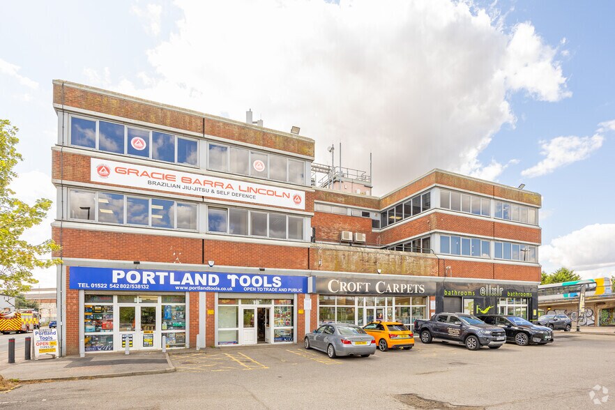 Canwick Rd, Lincoln à louer - Photo du bâtiment - Image 2 de 7