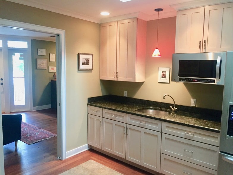 2109 Forest Dr, Annapolis, MD for sale - Interior Photo - Image 3 of 24