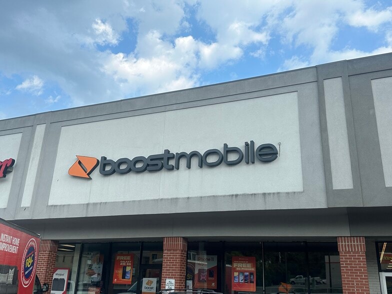 206 N 7th St, Steubenville, OH for lease - Building Photo - Image 2 of 5