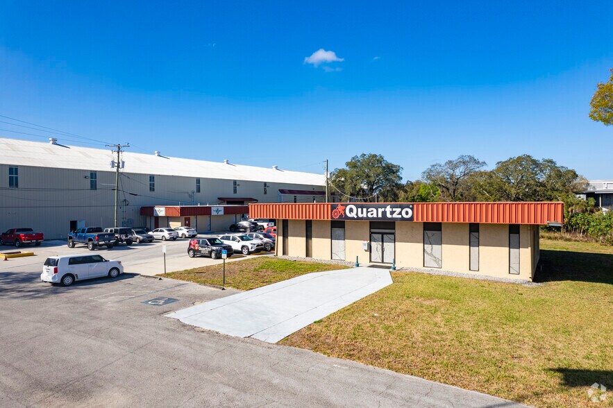 5115 Shadowlawn Ave, Tampa, FL à louer - Photo du bâtiment - Image 2 de 8