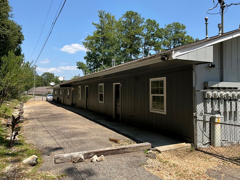 805 Georgia Dr, Tuskegee, AL à vendre - Photo du b timent - Image 3 de 15