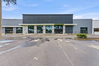 2519 N McMullen Booth Rd, Clearwater, FL for lease Interior Photo- Image 2 of 24