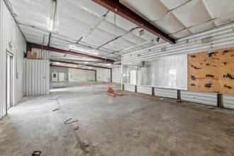 11703-11711 Spring Cypress Rd, Tomball, TX for lease Building Photo- Image 2 of 9