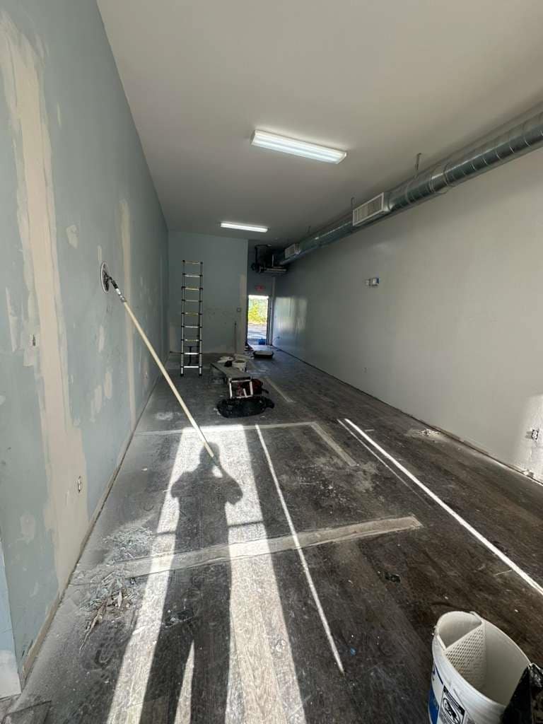 4300-4316 NW 7th Ave, Miami, FL for lease Interior Photo- Image 1 of 4