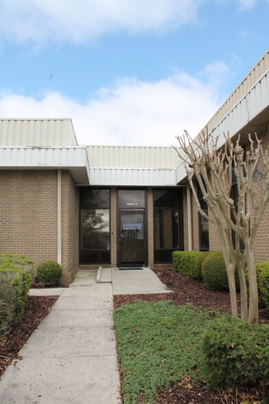 315 Wynn Dr NW, Huntsville, AL for lease - Building Photo - Image 3 of 5