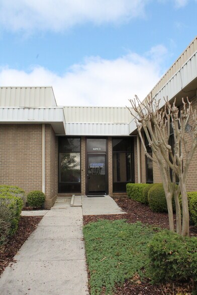 315 Wynn Dr NW, Huntsville, AL à louer - Photo du bâtiment - Image 3 de 5