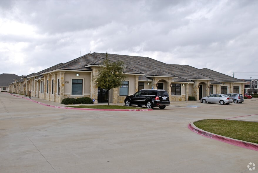 4500 Legacy Dr, Plano, TX à louer - Photo principale - Image 2 de 7