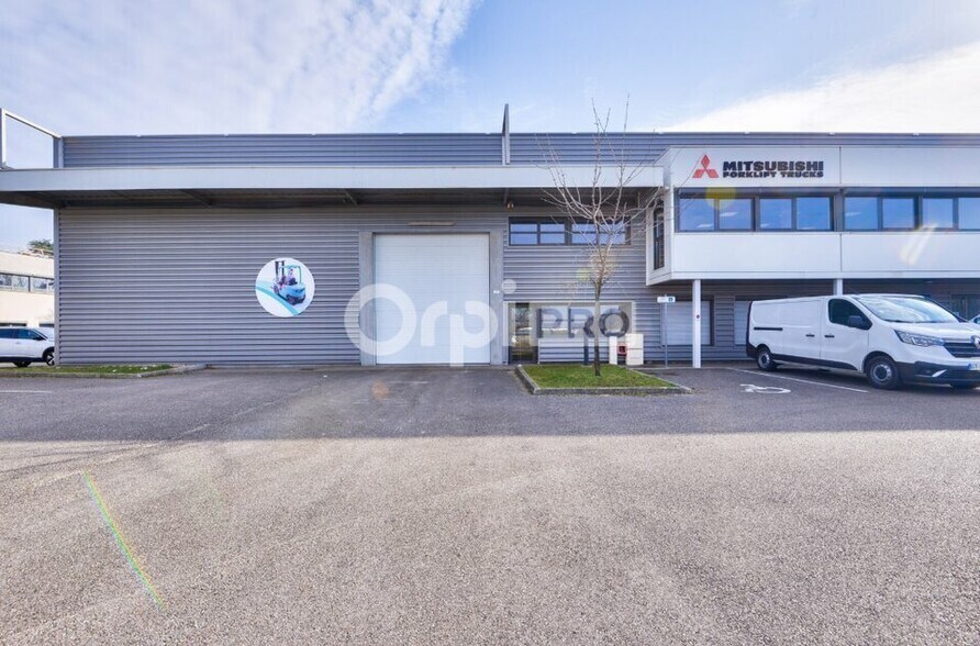 151 B Route De Grenoble, Saint-Priest for lease - Building Photo - Image 3 of 12