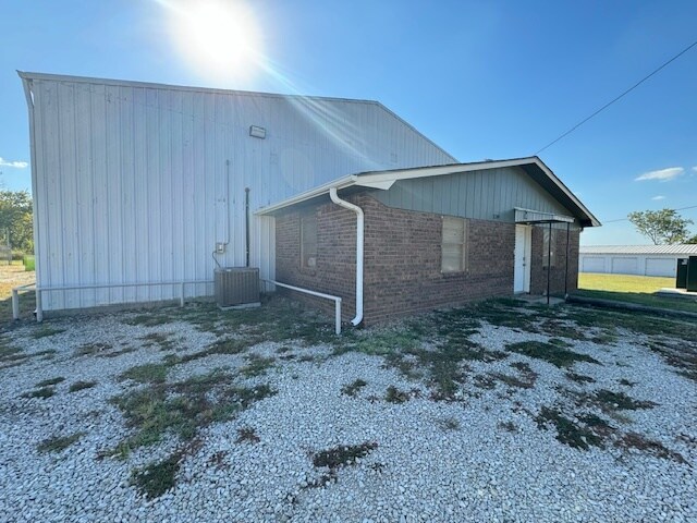 1319 Sandy Creek Dr, Ada, OK à vendre - Photo du bâtiment - Image 2 de 17