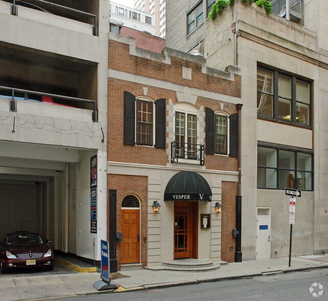 1507-11 LOCUST STREET portefeuille de 2 propriétés à vendre sur LoopNet.ca - Photo principale - Image 2 de 33