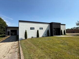 Plus de détails pour 50 N 17th St, St Charles, IL - Industriel à louer