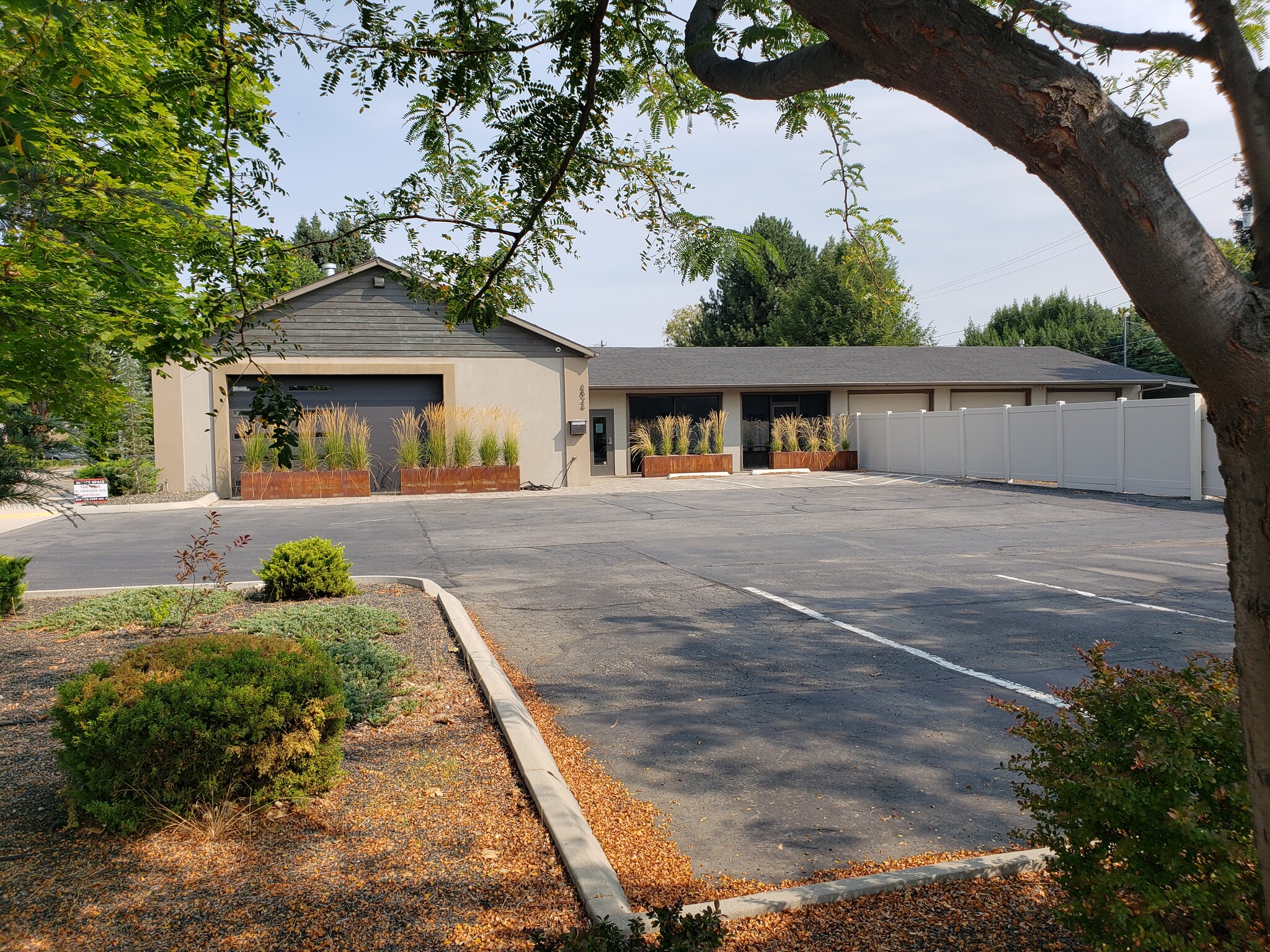 4824 W Fairview Ave, Boise, ID à louer Photo du bâtiment- Image 1 de 3