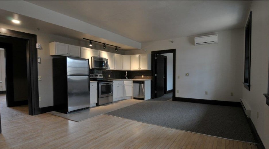 1447-1628 Patterson Loop, Fergus Falls, MN for sale - Primary Photo - Image 1 of 9