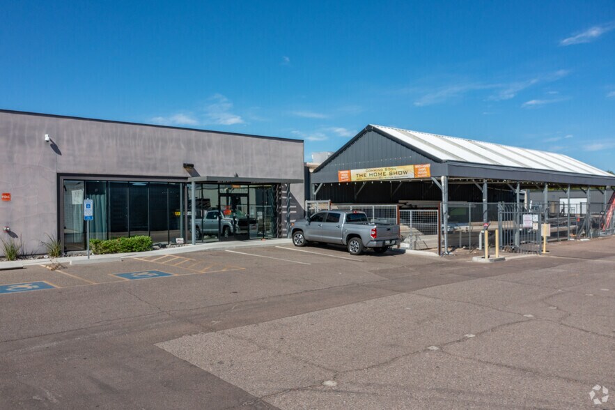 1510 E Bell Rd, Phoenix, AZ à louer - Photo du bâtiment - Image 2 de 9