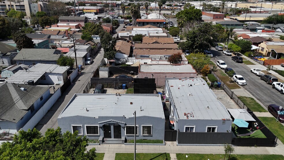 1700 W 60th St, Los Angeles, CA à vendre - Photo du bâtiment - Image 2 de 13