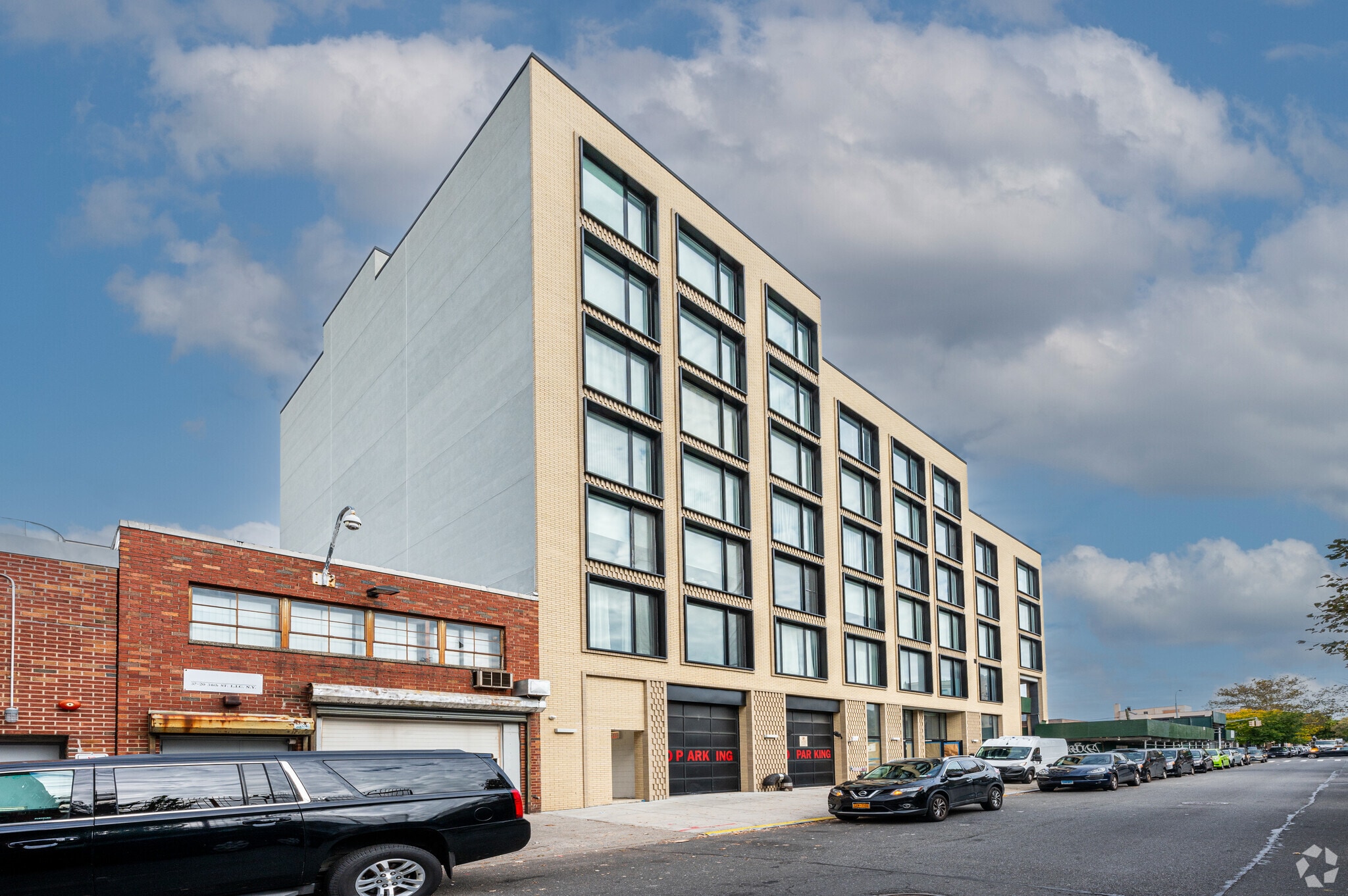 37-14 34th St, Long Island City, NY for sale Primary Photo- Image 1 of 5