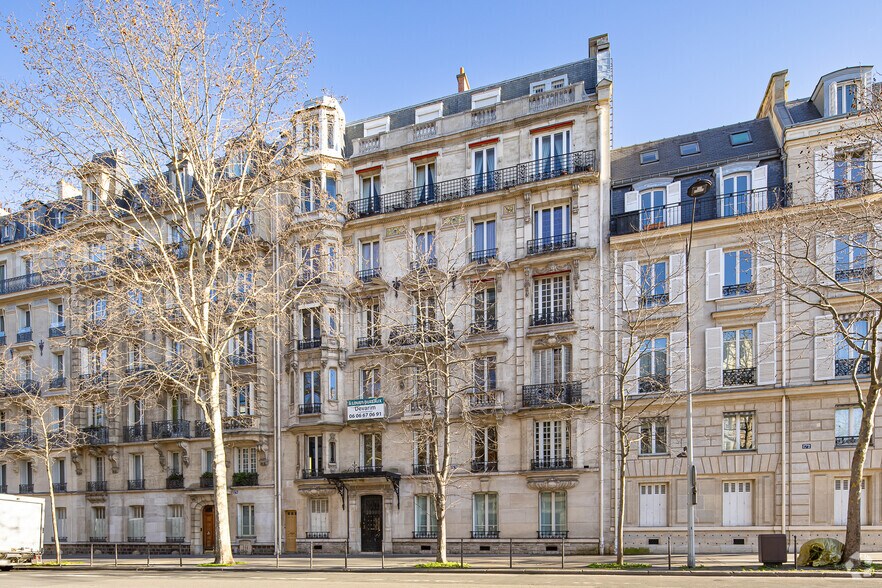174 Boulevard Malesherbes, Paris à louer - Photo du bâtiment - Image 2 de 3