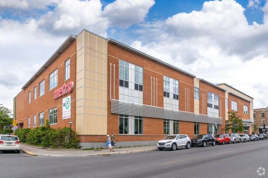 1540-1550 Bélanger Rue, Montréal, QC à louer - Photo du bâtiment - Image 2 de 2