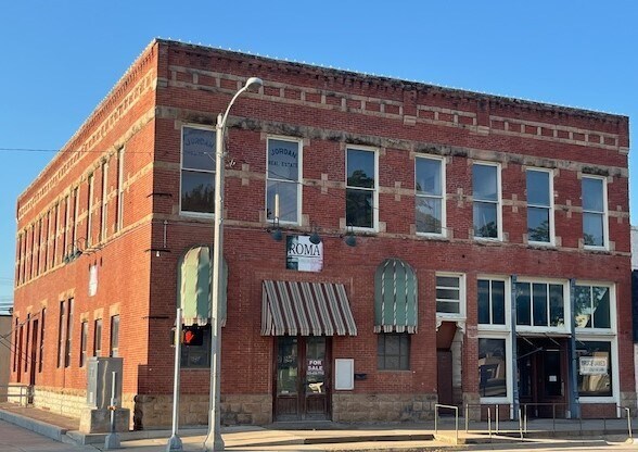 101 E Main St, Brady, TX à vendre Photo du bâtiment- Image 1 de 18