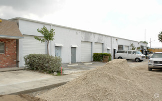 More details for 825 NE 42nd St, Deerfield Beach, FL - Industrial for Lease