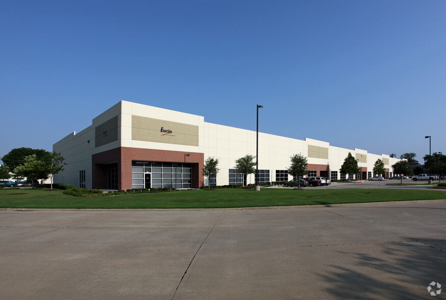 1600 Wallace Dr, Carrollton, TX for lease - Building Photo - Image 3 of 7