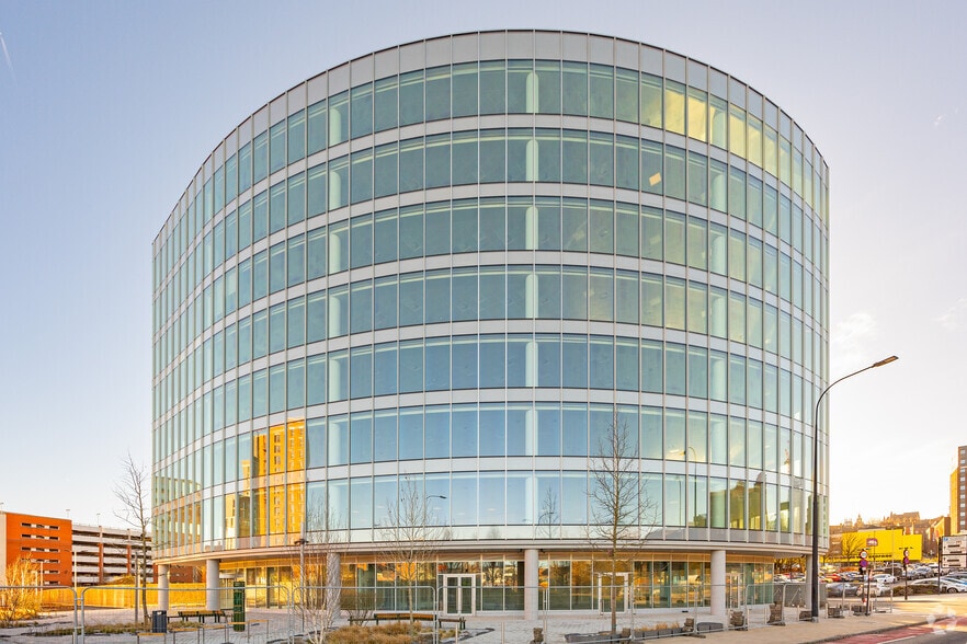 64 Spring St, Sheffield for lease - Building Photo - Image 2 of 6