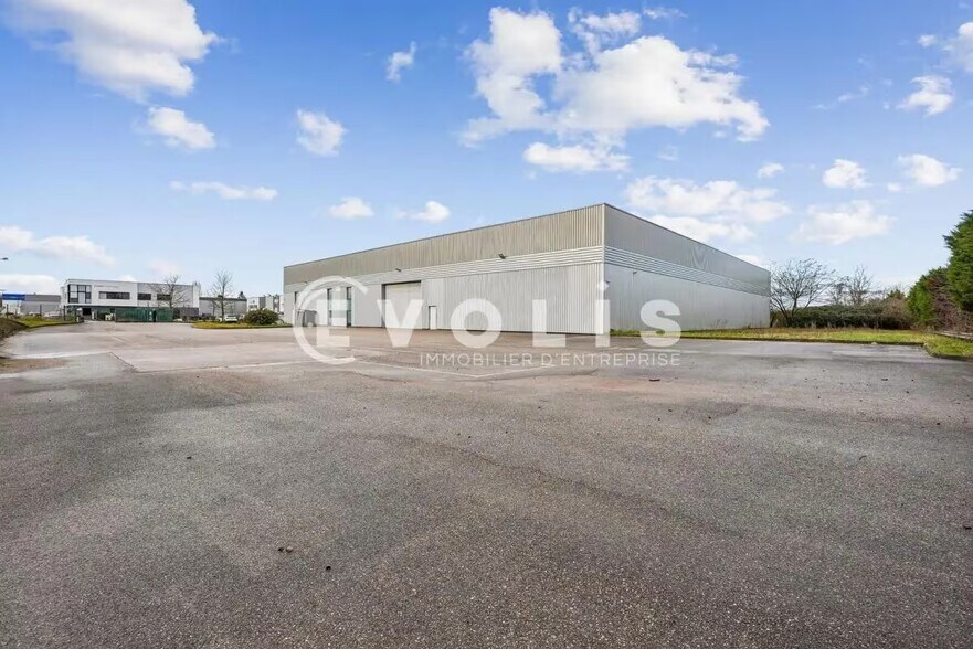 120 Impasse De La Balme, Saint-Priest for lease - Building Photo - Image 2 of 10