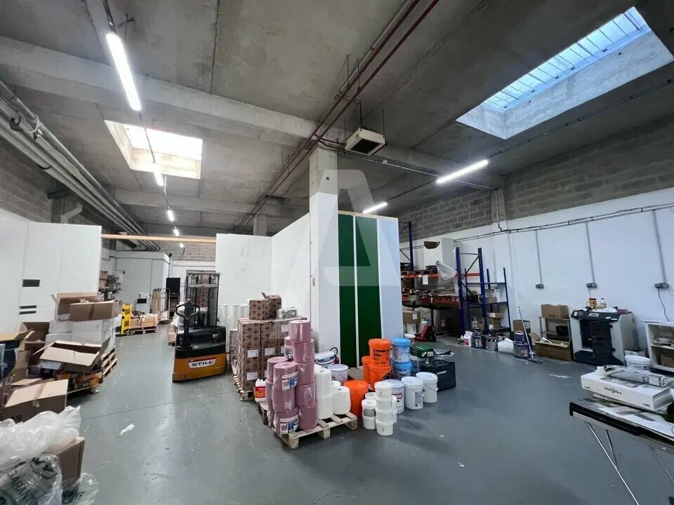 Flex in Lognes for lease Interior Photo- Image 1 of 5