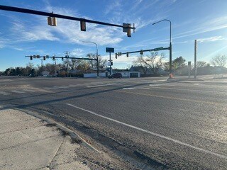 2700 N 2000 W, Farr West, UT à louer - Photo du bâtiment - Image 2 de 6