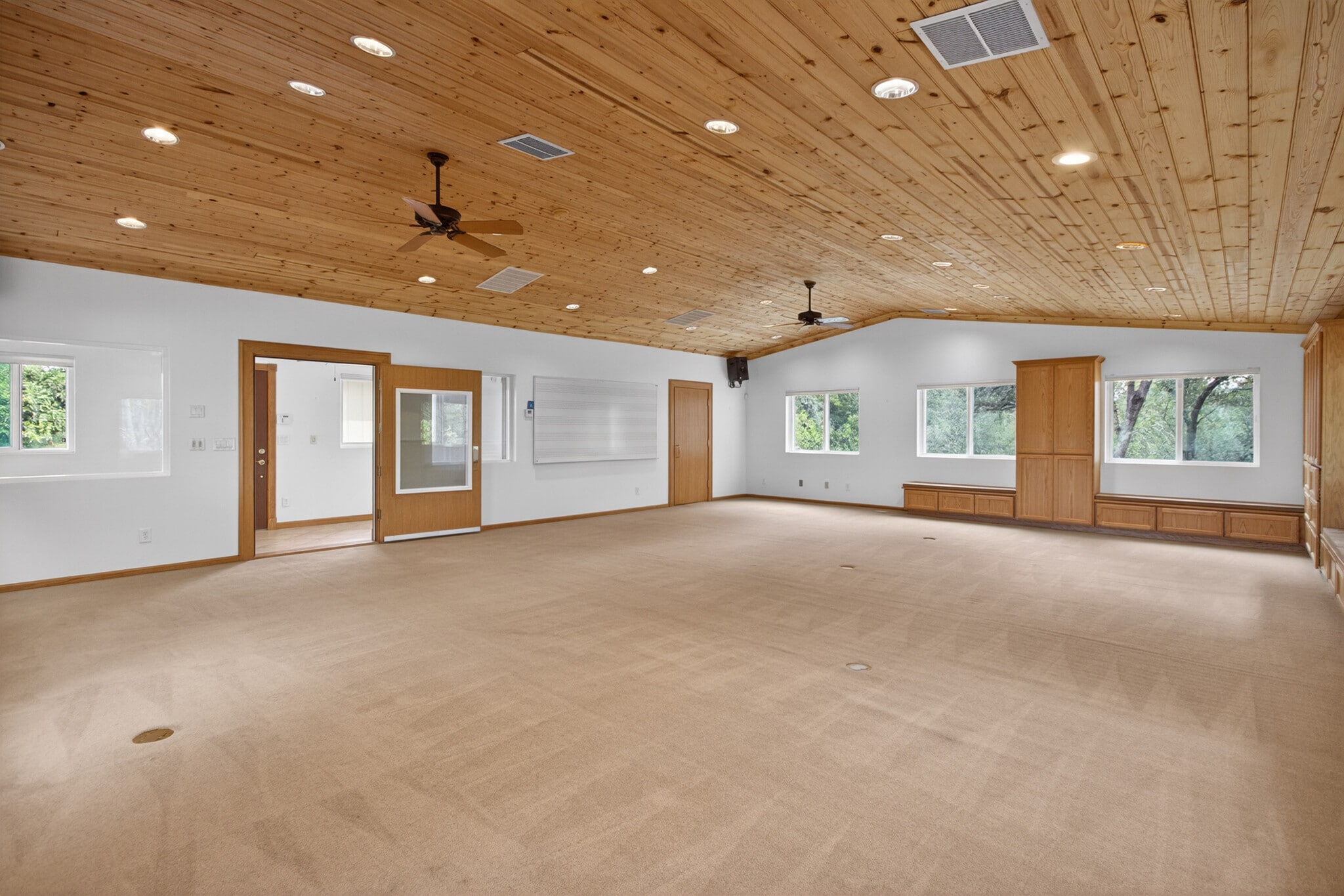 8815 Tudsbury Rd, Loomis, CA for lease Primary Photo- Image 1 of 29