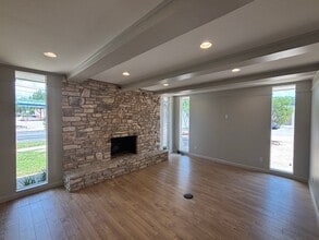 2211 Hancock Dr, Austin, TX for lease Interior Photo- Image 1 of 15