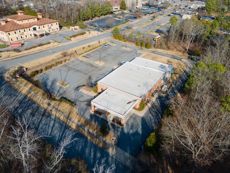 1515 Kanis Park Dr, Little Rock, AR à vendre - Photo du bâtiment - Image 2 de 14