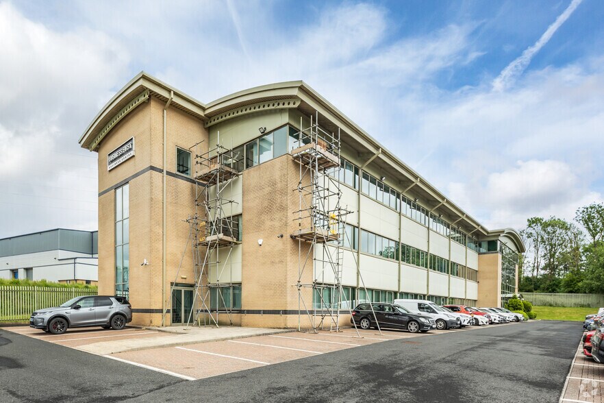 Davyfield Road Rd, Blackburn for lease - Building Photo - Image 2 of 33