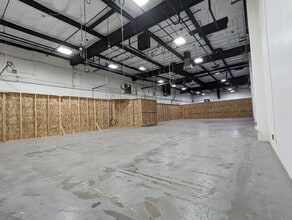 3901 SE Naef Rd, Portland, OR à louer Photo intérieure- Image 2 de 9