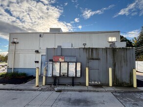 2412 Woodville Rd, Oregon, OH for lease Building Photo- Image 2 of 9