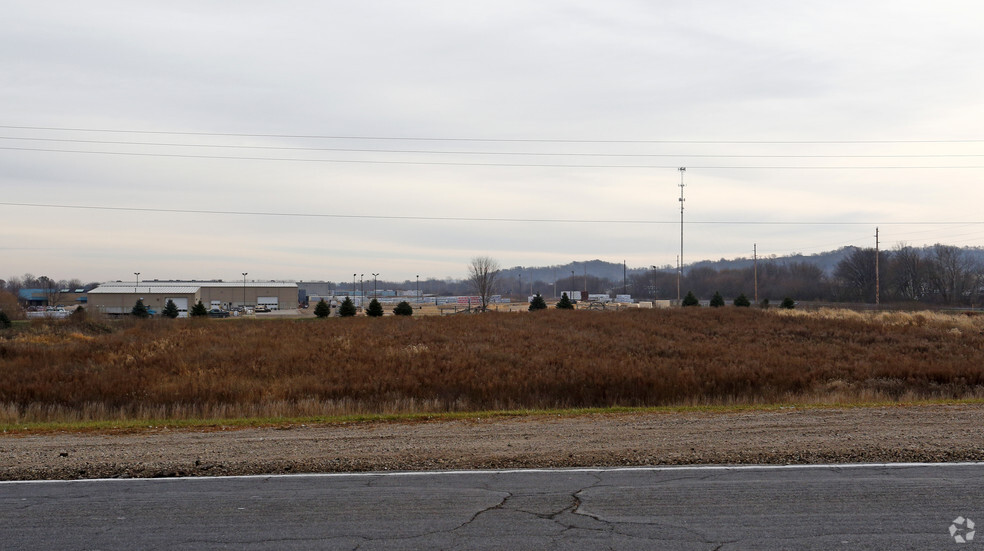 Industrial Blvd, West Salem, WI à vendre - Photo principale - Image 1 de 1