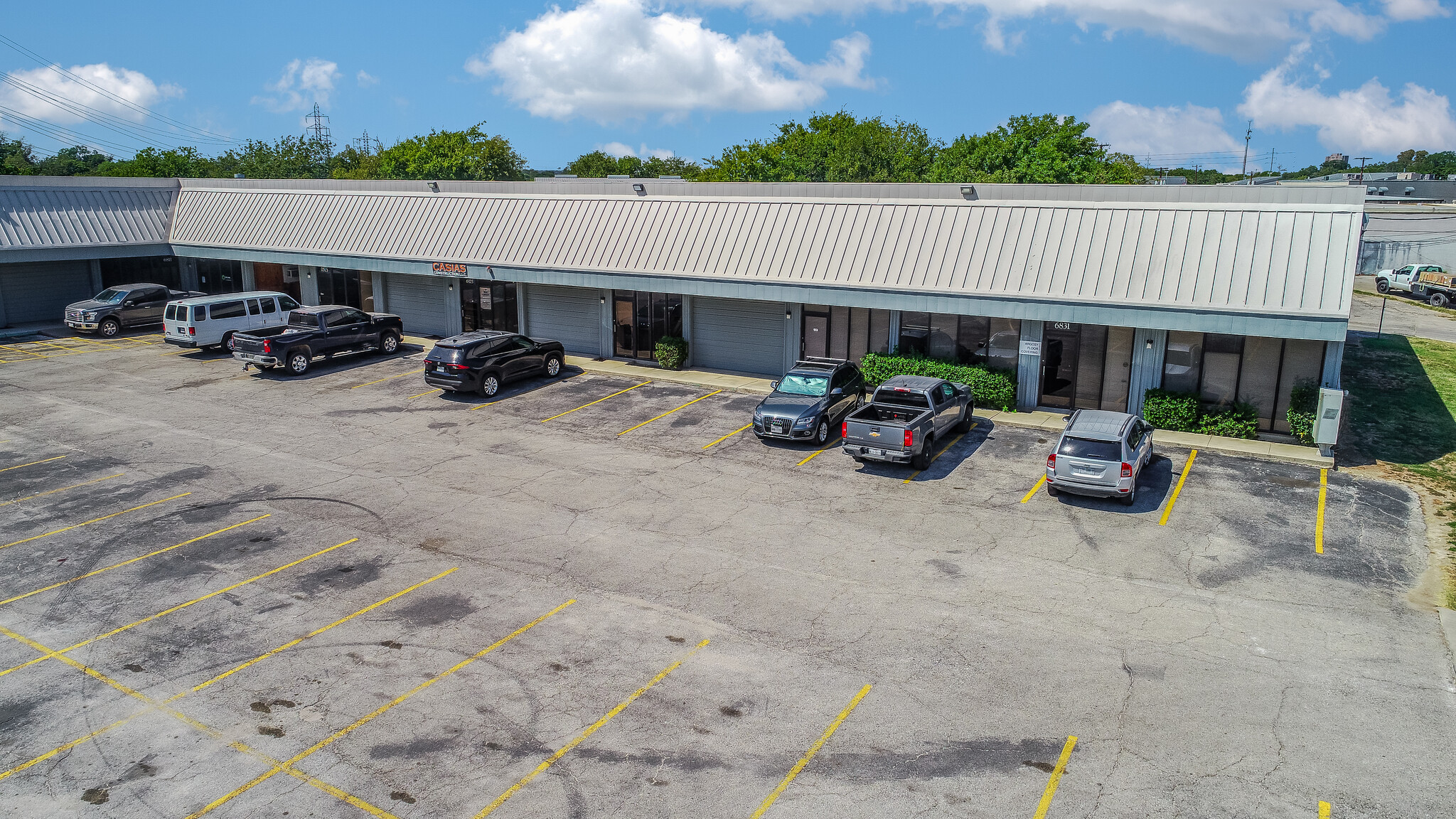 6803-6831 Breeden Ave, San Antonio, TX for lease Building Photo- Image 1 of 3