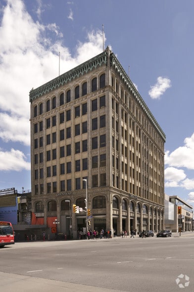 10 Rideau St, Ottawa, ON à louer - Photo du bâtiment - Image 3 de 5