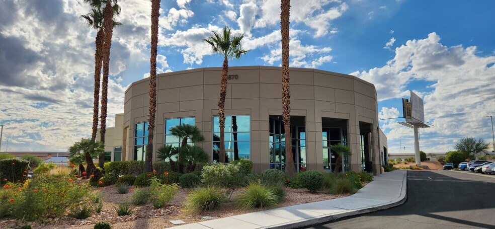 6870 Bermuda Rd, Las Vegas, NV à louer - Photo du bâtiment - Image 2 de 28