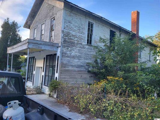 110 N Main St, Chambersburg, IL à vendre - Photo du bâtiment - Image 2 de 5