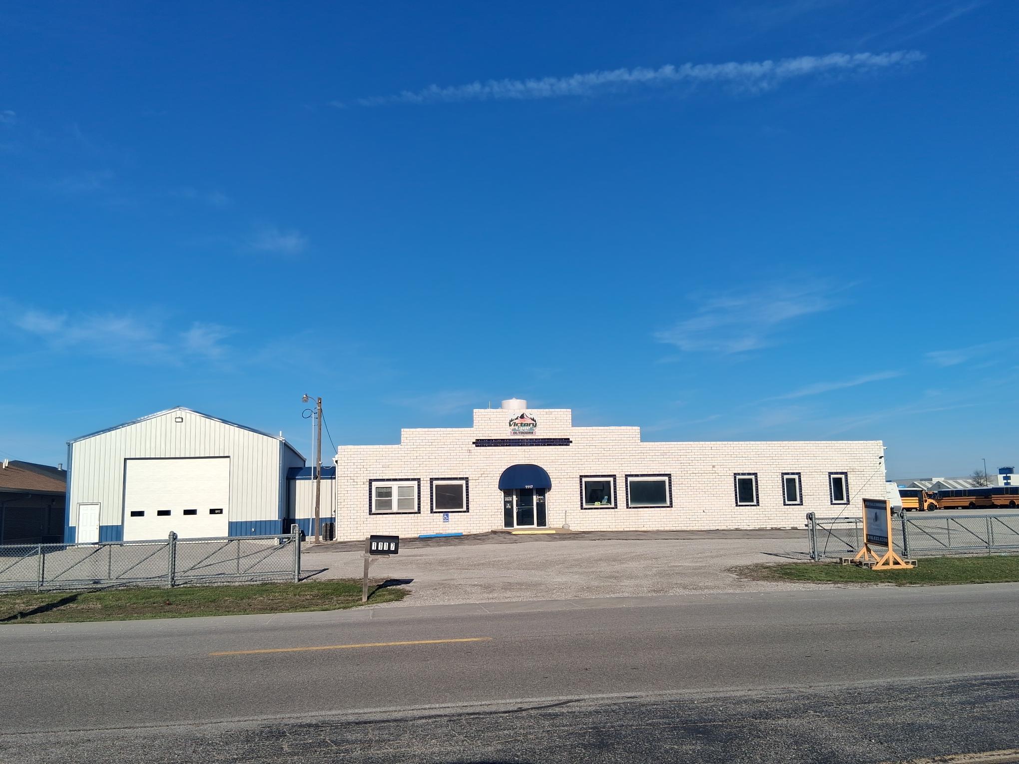 1117 N Old Route 66, Litchfield, IL for sale Primary Photo- Image 1 of 39