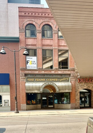 Plus de détails pour 323 W Superior St, Duluth, MN - Commerce de détail à vendre