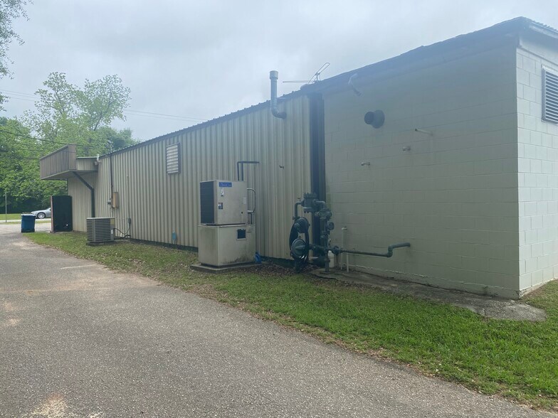 809 College Ave, Jackson, AL à vendre - Photo du bâtiment - Image 2 de 10