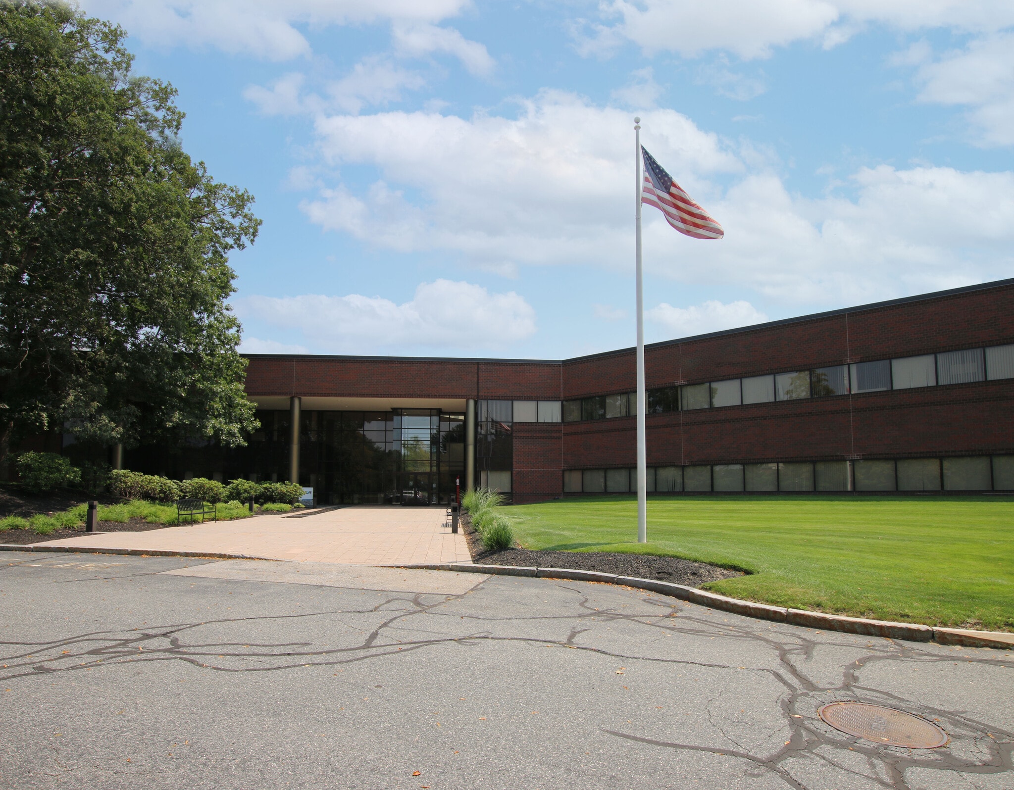 250 Apollo Dr, Chelmsford, MA for lease Building Photo- Image 1 of 13