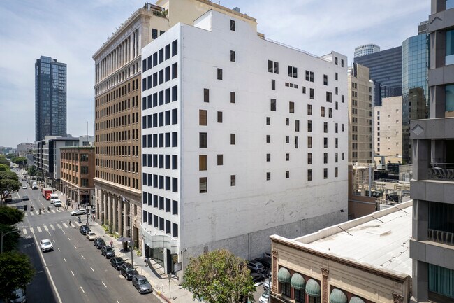 More details for 643 S Olive St, Los Angeles, CA - Office, Retail for Lease