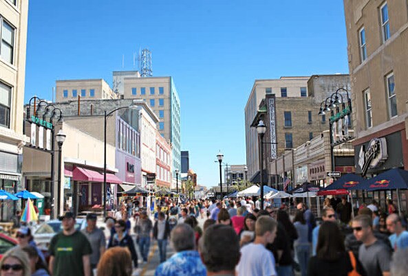435 E Walnut St, Springfield, MO à vendre - Photo du bâtiment - Image 3 de 3