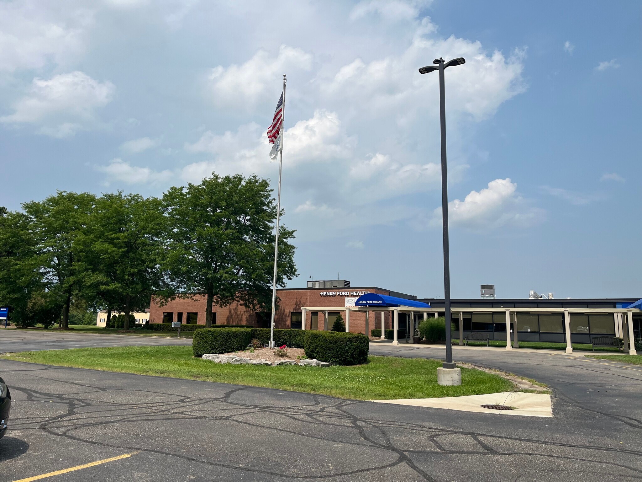 80600 Van Dyke Rd, Bruce Twp, MI à vendre Photo principale- Image 1 de 4