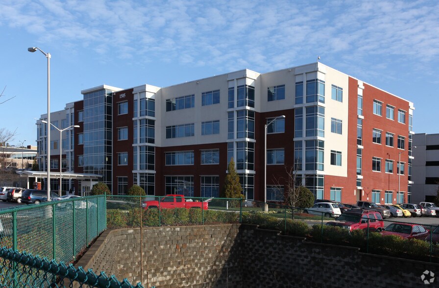 1505 Northside Blvd, Cumming, GA à louer - Photo du bâtiment - Image 1 de 2