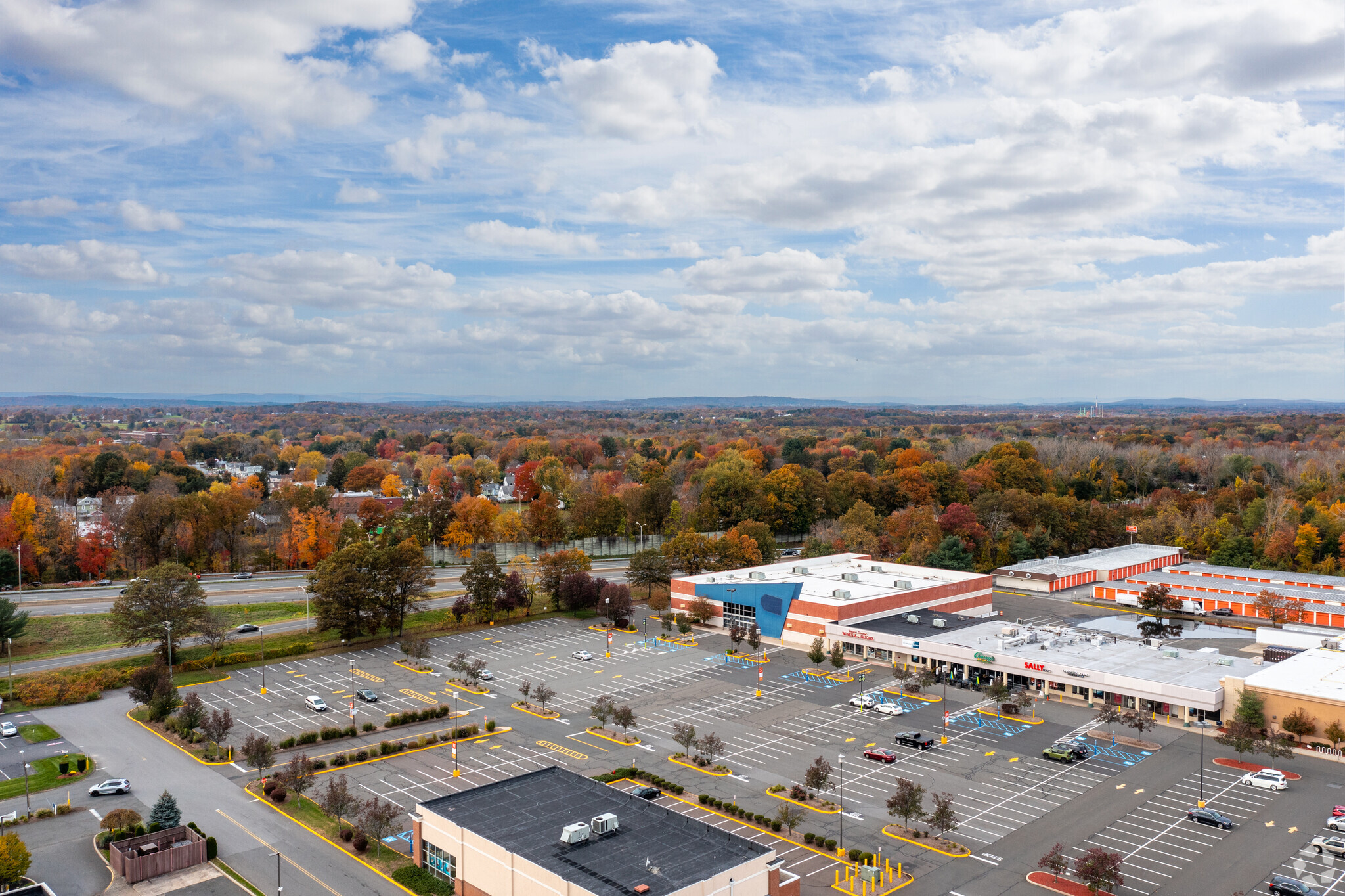 95-111 Elm St, Enfield, CT for lease Building Photo- Image 1 of 13